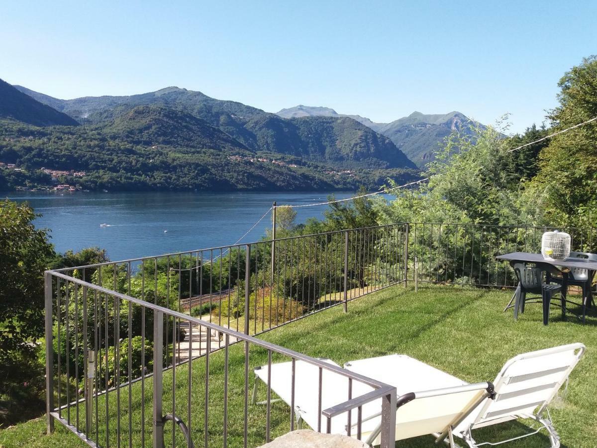 Lago D'Orta Appartamento Con Vista Pettenasco Bagian luar foto